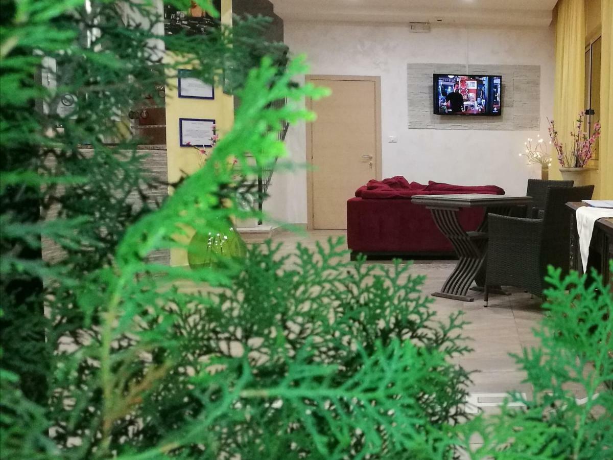 רימיני Hotel New Happy מראה חיצוני תמונה